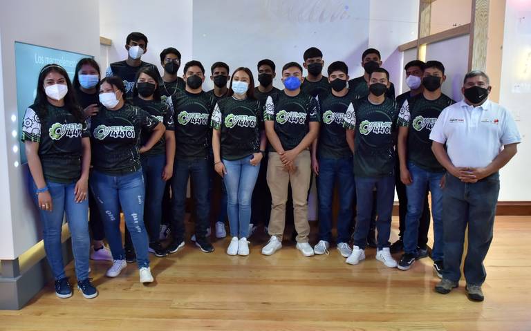 Peñoles aplaude el desempeño académico de sus estudiantes  del CETLAR