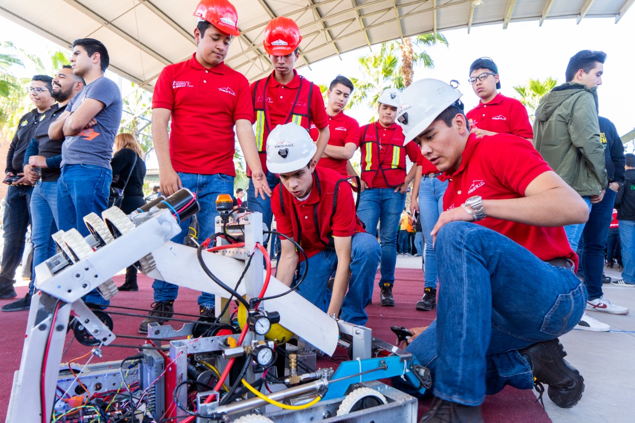Talento mexicano en FIRST Robotics 2022